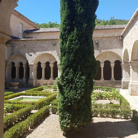 شقة La Calade LʼIsle-sur-la-Sorgue المظهر الخارجي الصورة